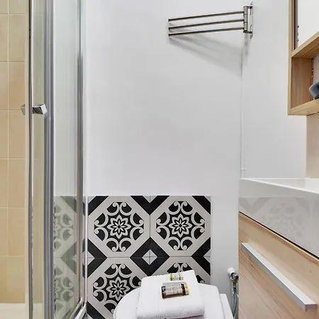 Charming Studio 1p Porte-dauphine-trocadero * Paříž