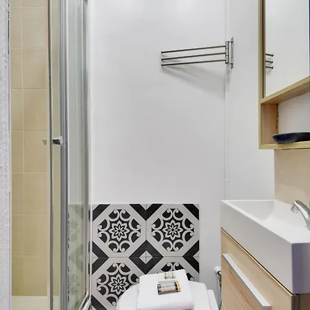 Charming Studio 1p Porte-dauphine-trocadero * Paříž